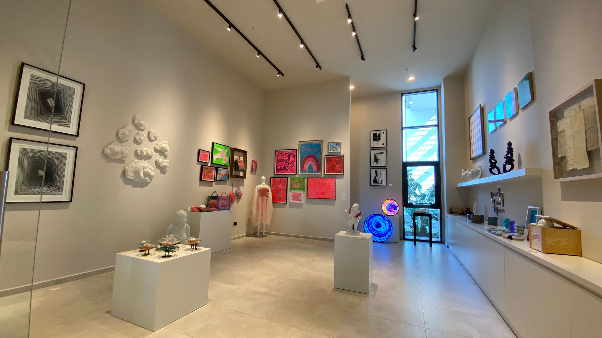 Anda Barut Collection Combines Art with Hotel Experience with Pg Art Gallery